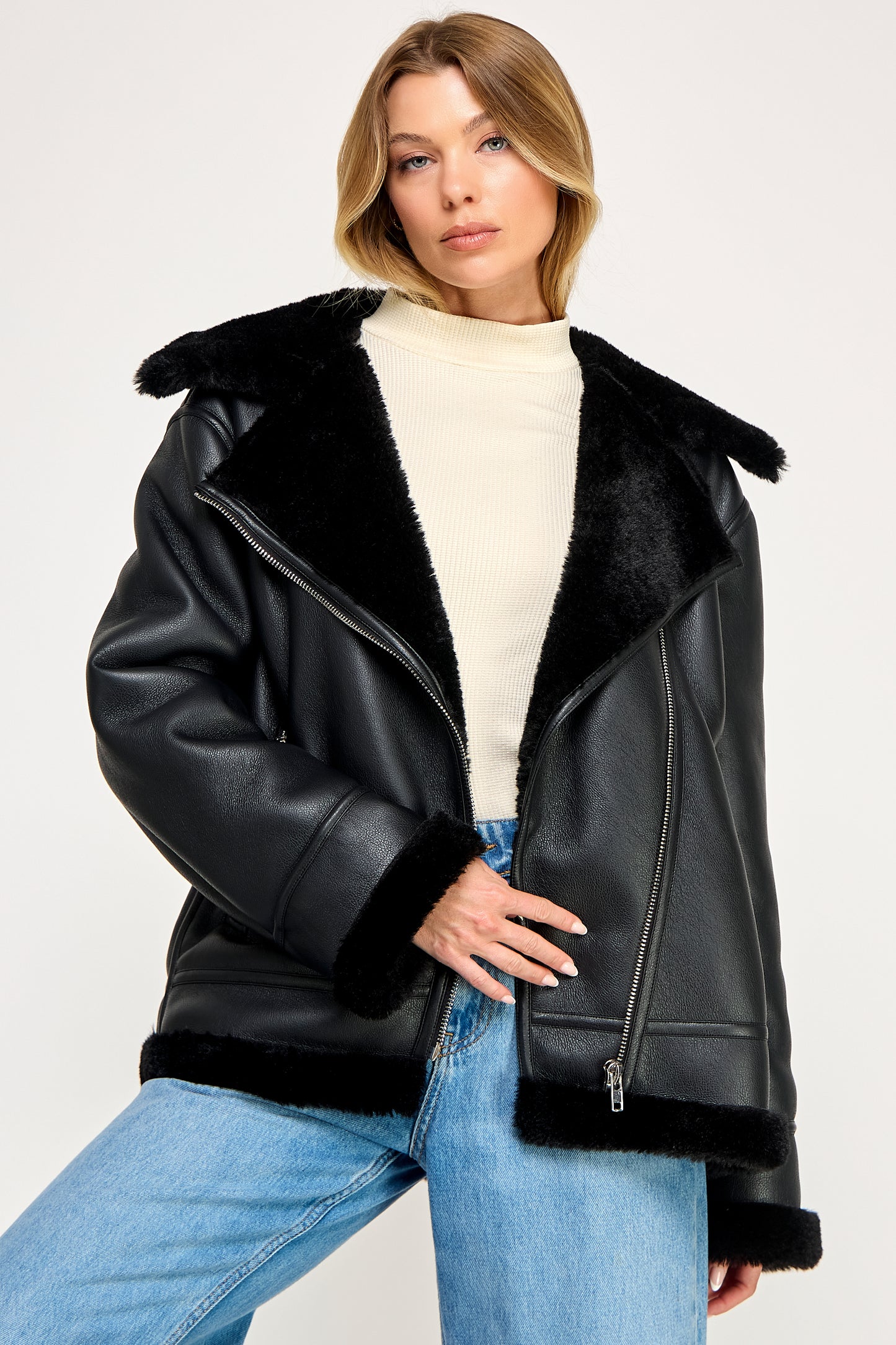 OVERSIZED PILOT JACKET