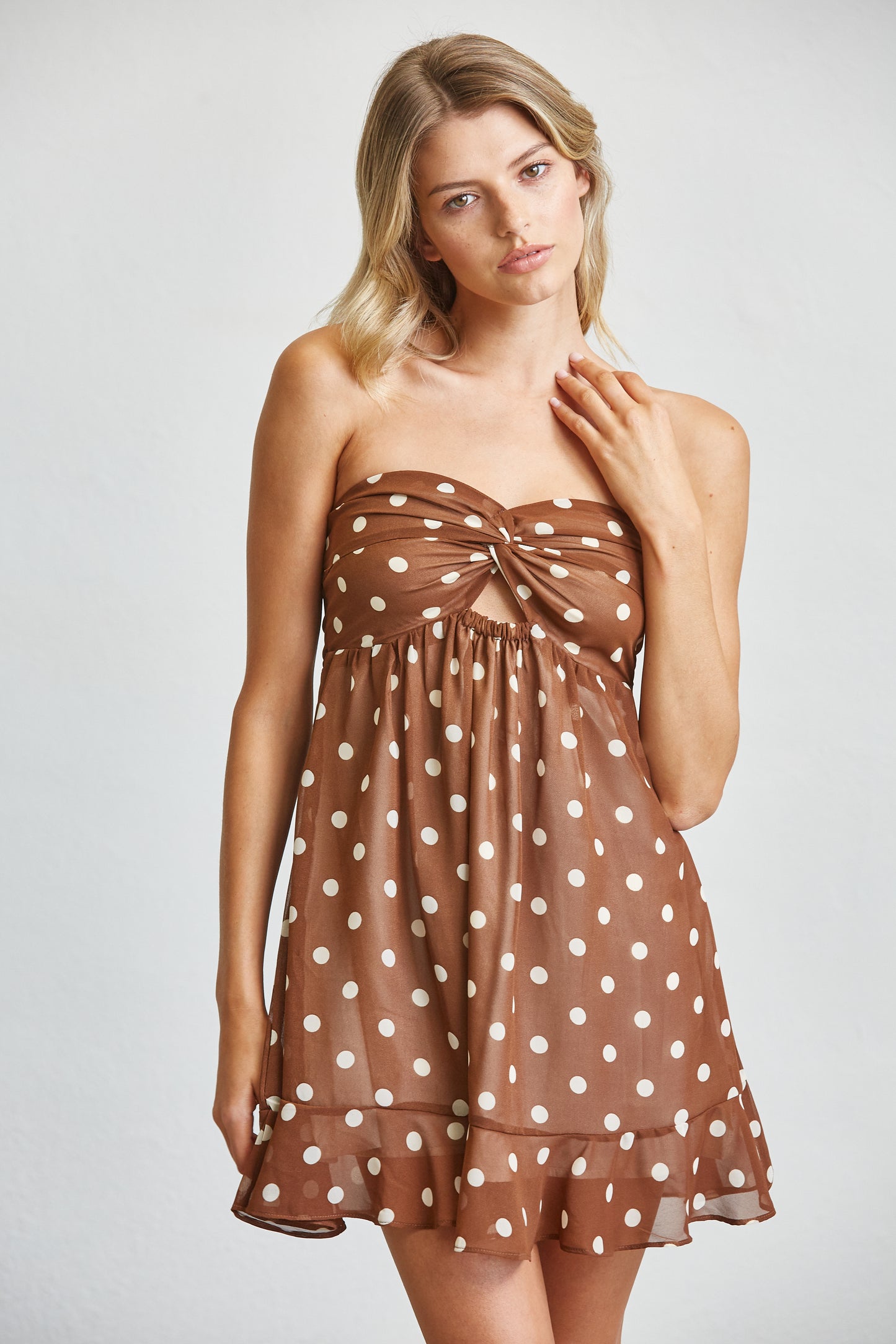 DOT PRINT STRAPLESS BABYDOLL MINI DRESS