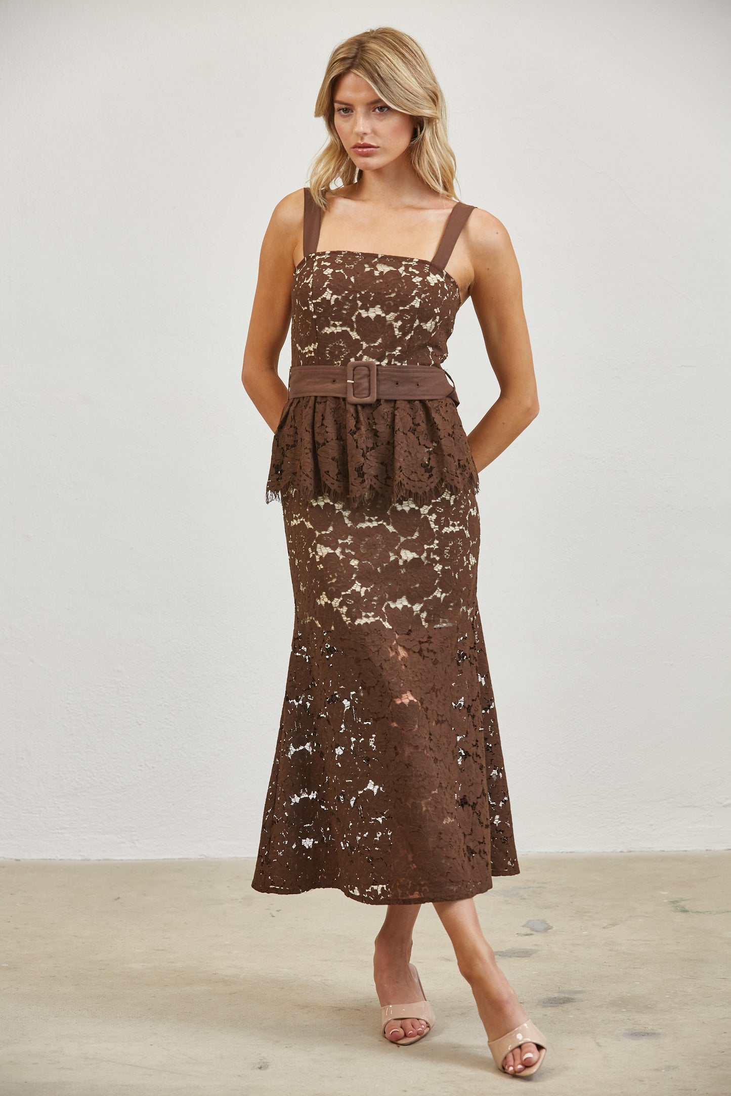 BELTED LACE PEPLUM MIDI DRESS - BROWN