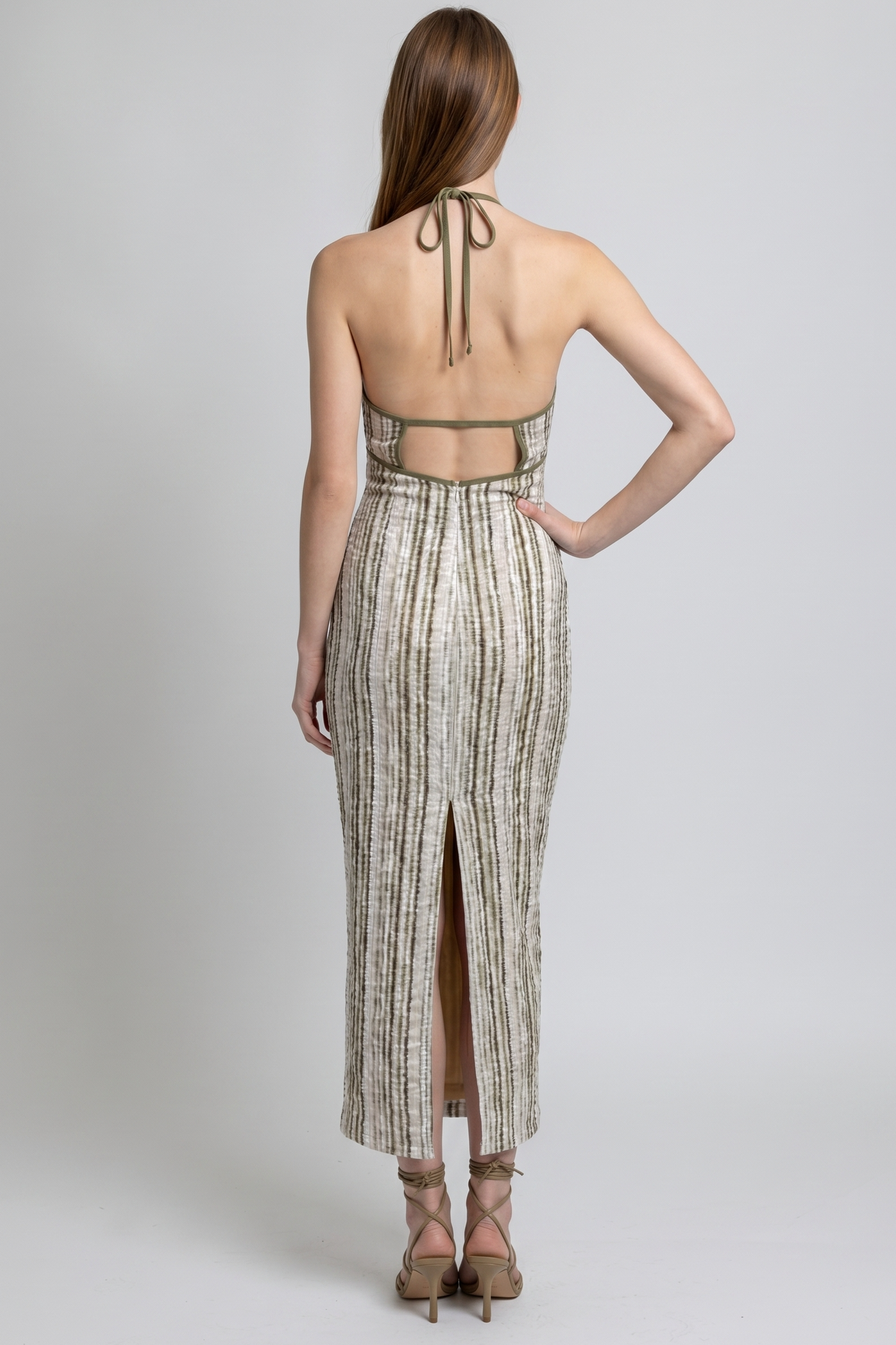 HALTER KEYHOLE TIE BACK MIDI DRESS