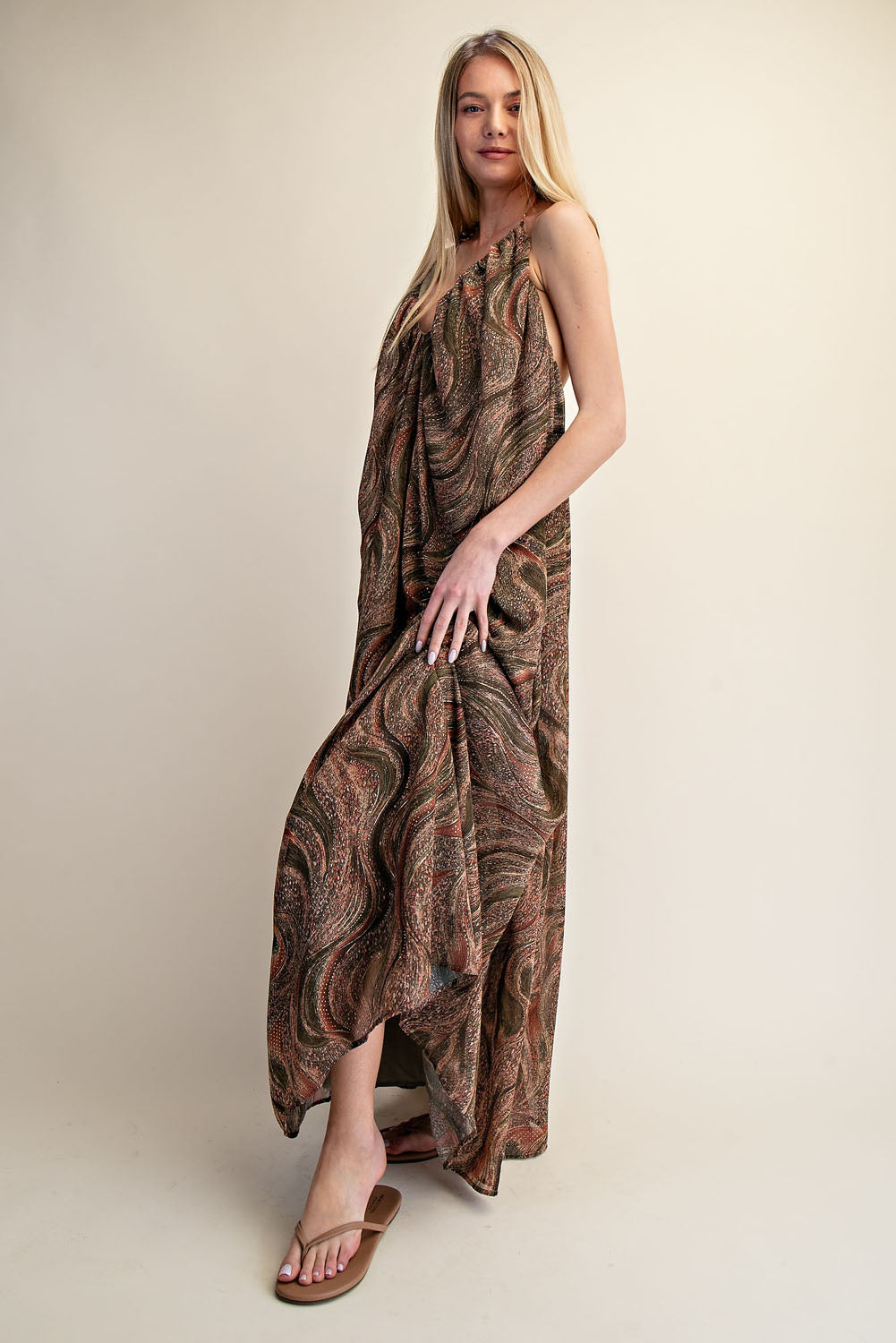 PRINTED HALTER OPEN BACK FLOW MAXI DRESS