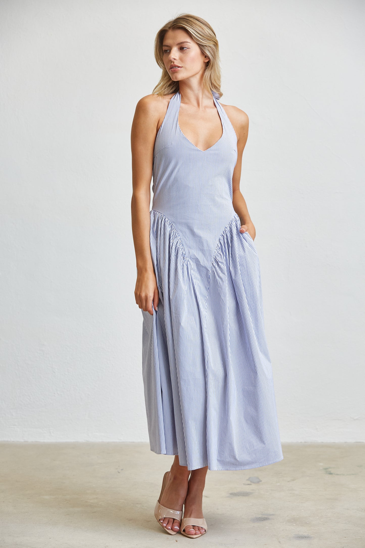 TULLE HALTER NECK MAXI DRESS WITH POCKETS