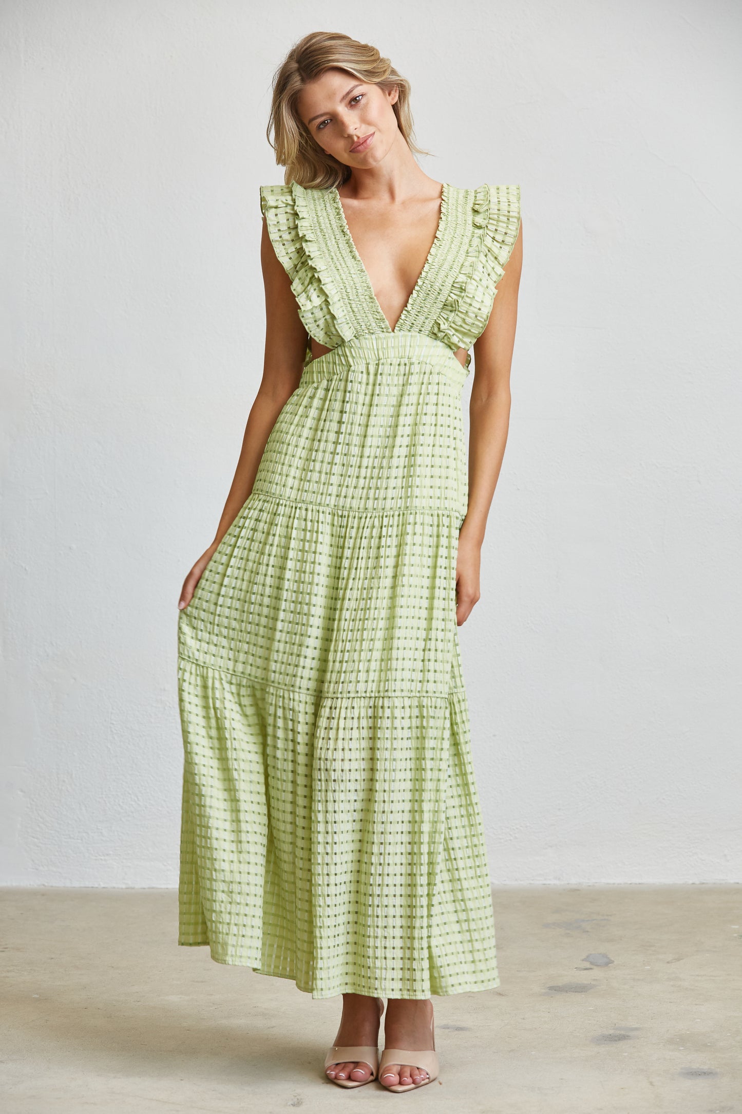 TEXTURED RUFFLE SLEEVE CUT-OUT MAXI DRESS - MATCHA