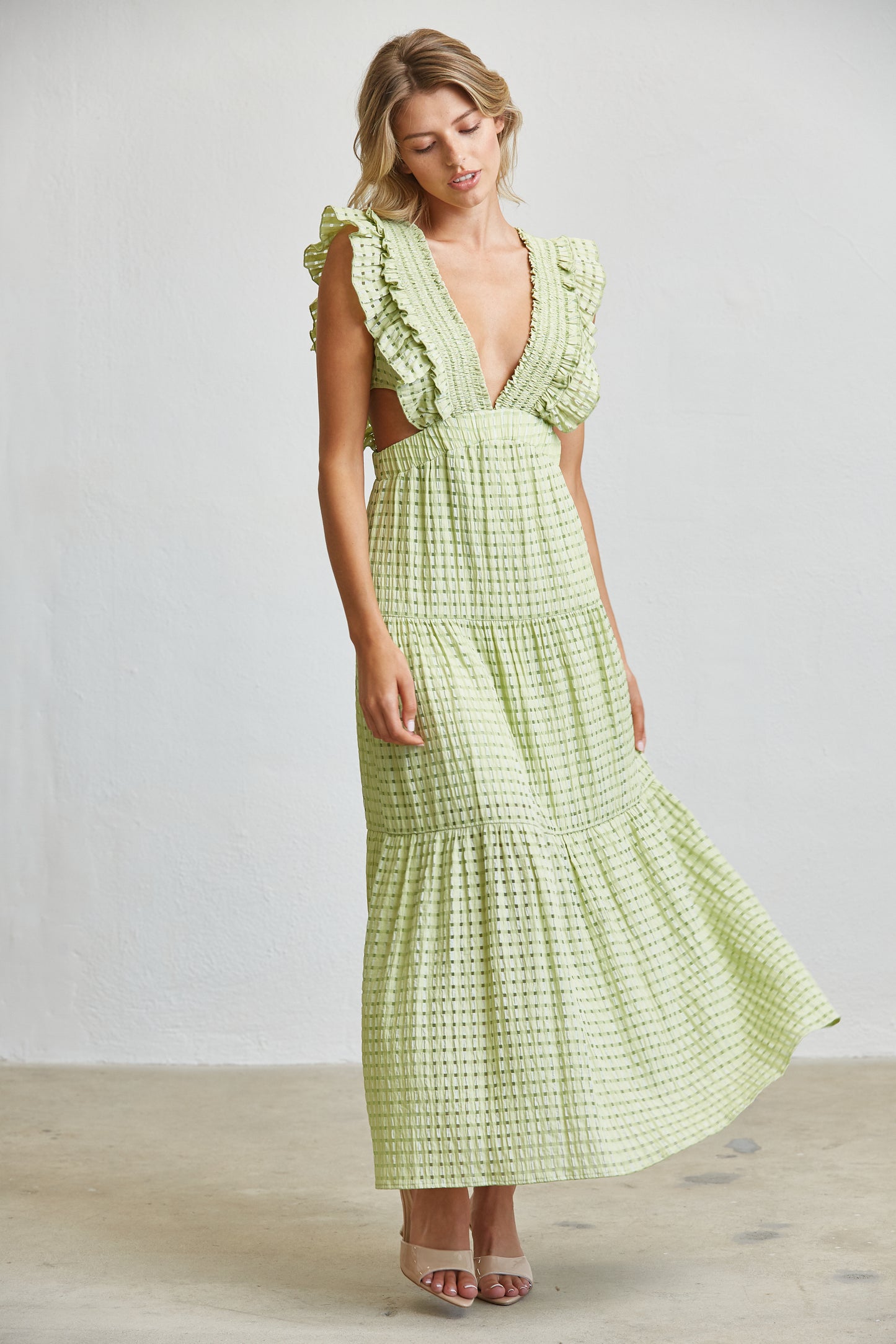 TEXTURED RUFFLE SLEEVE CUT-OUT MAXI DRESS - MATCHA