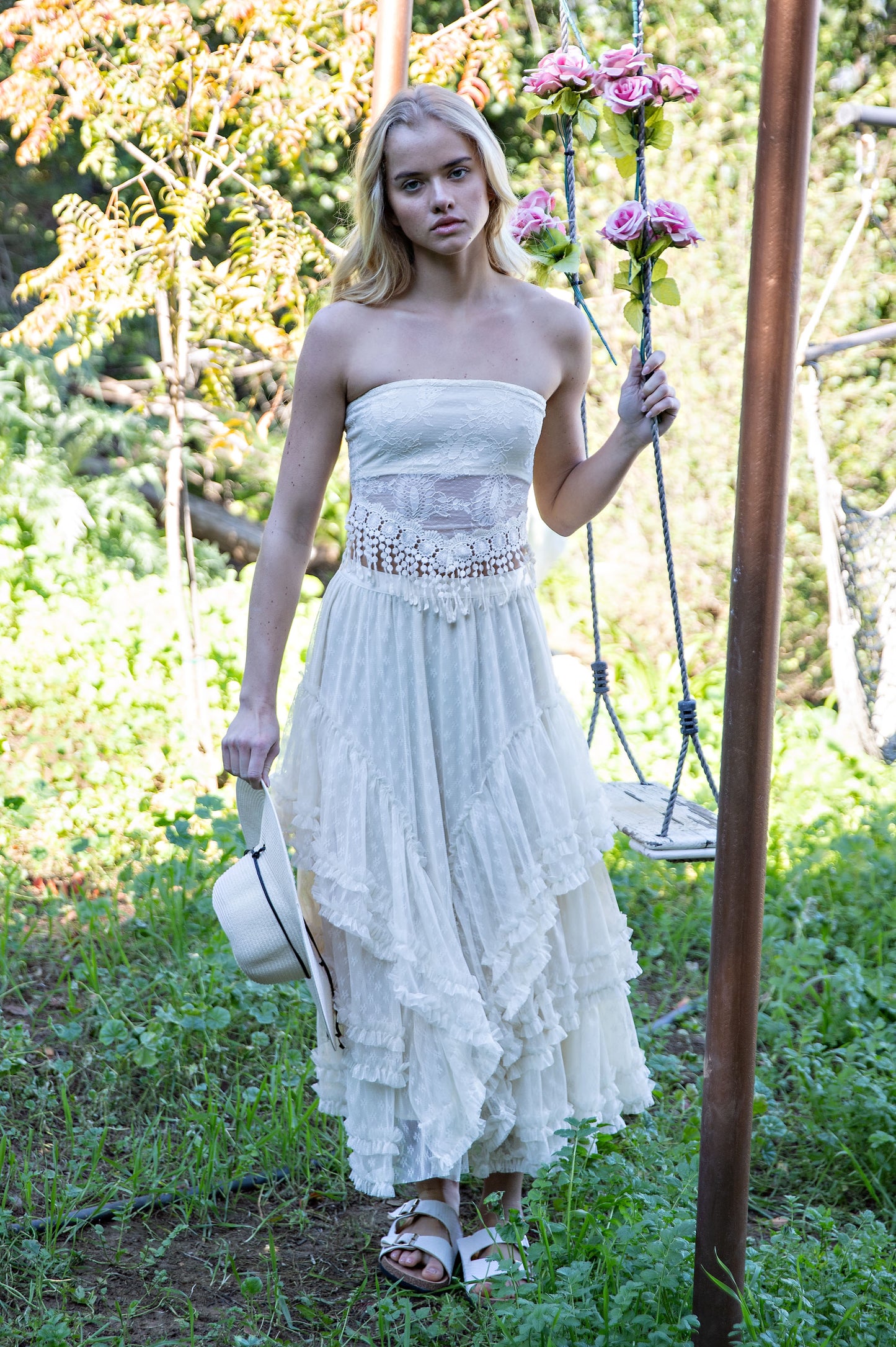 ROMANTIC TIERED RUFFLE LACE MAXI SKIRT