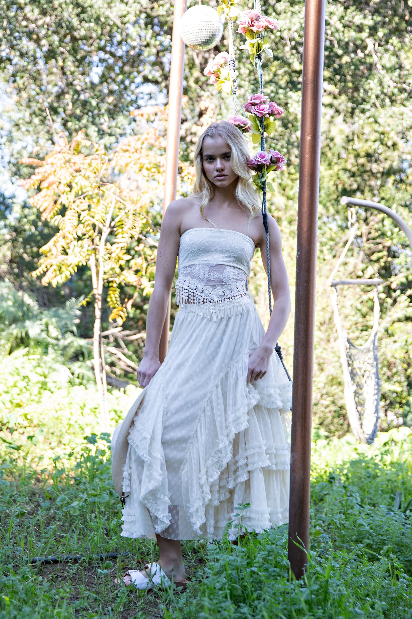 ROMANTIC TIERED RUFFLE LACE MAXI SKIRT