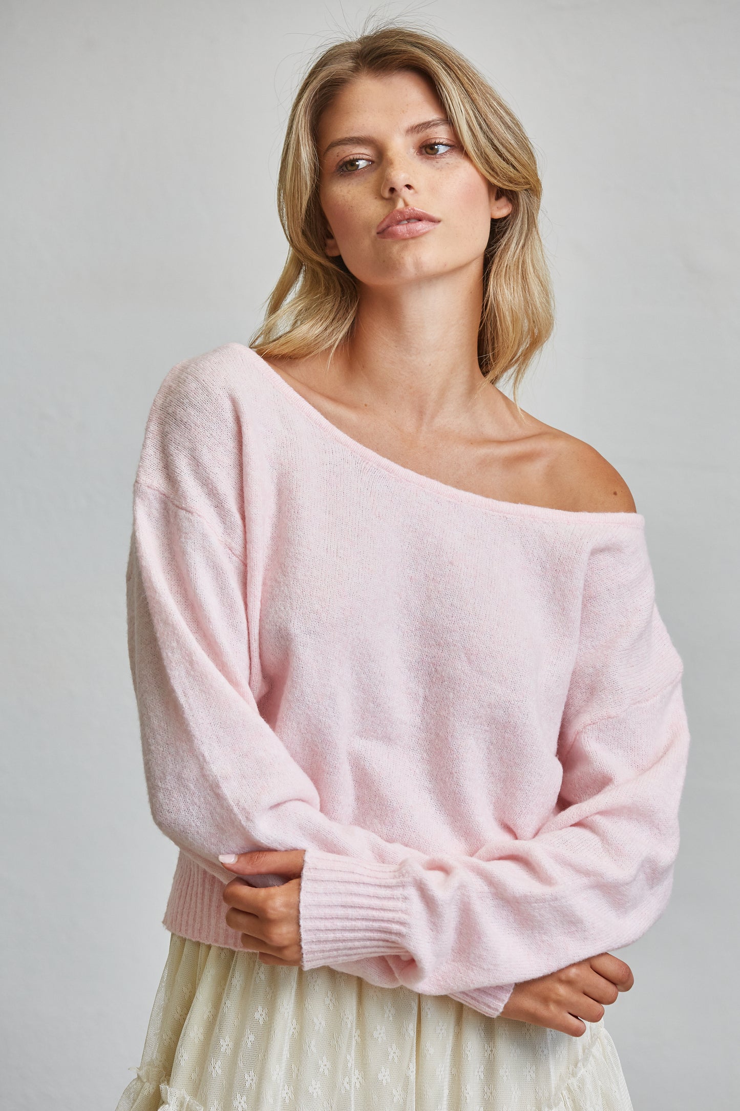 OFF SHOULDER CLOUD SWEATER