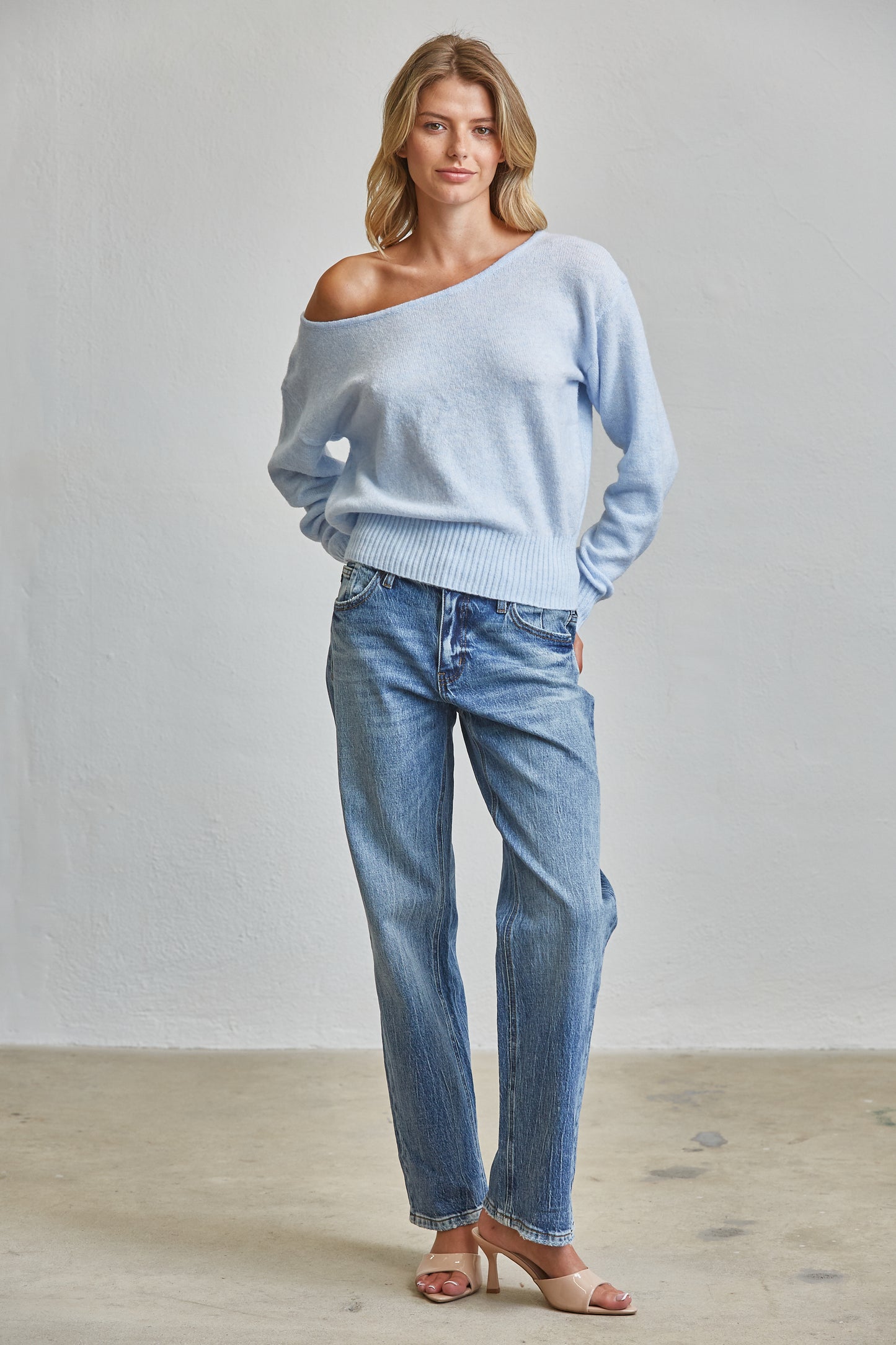 OFF SHOULDER CLOUD SWEATER