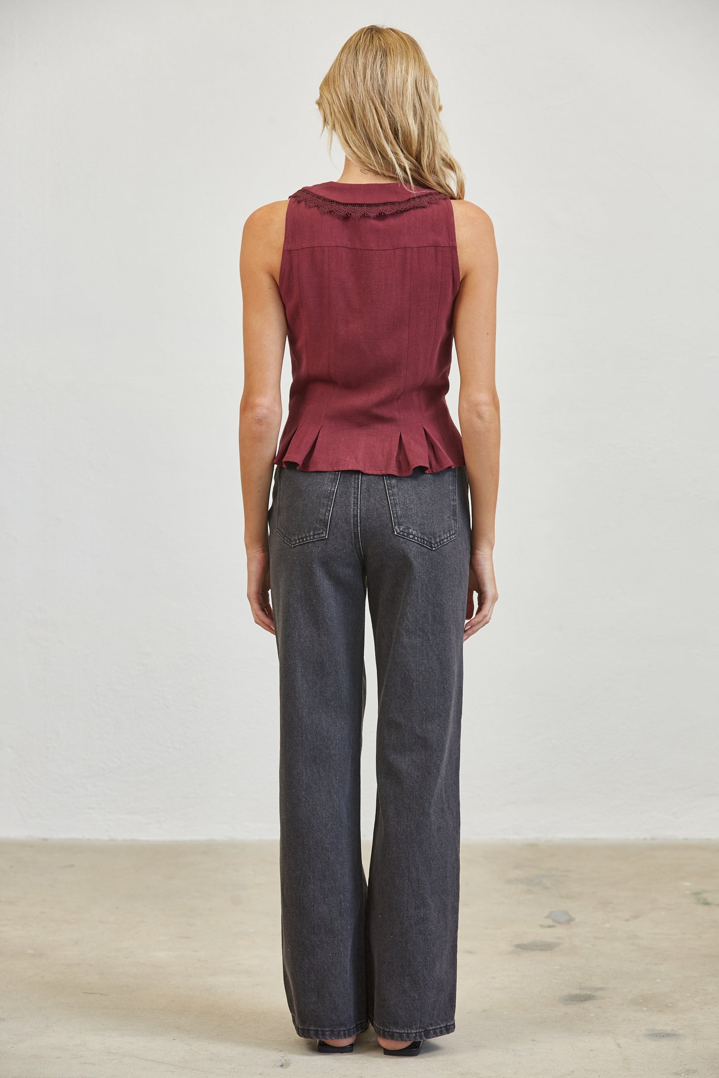 RIBBON TIE LINEN BLEND LACE TRIM BLOUSE - PLUM