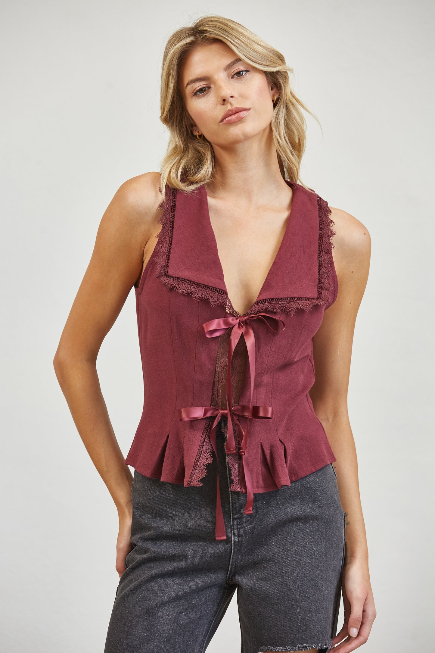 RIBBON TIE LINEN BLEND LACE TRIM BLOUSE - PLUM