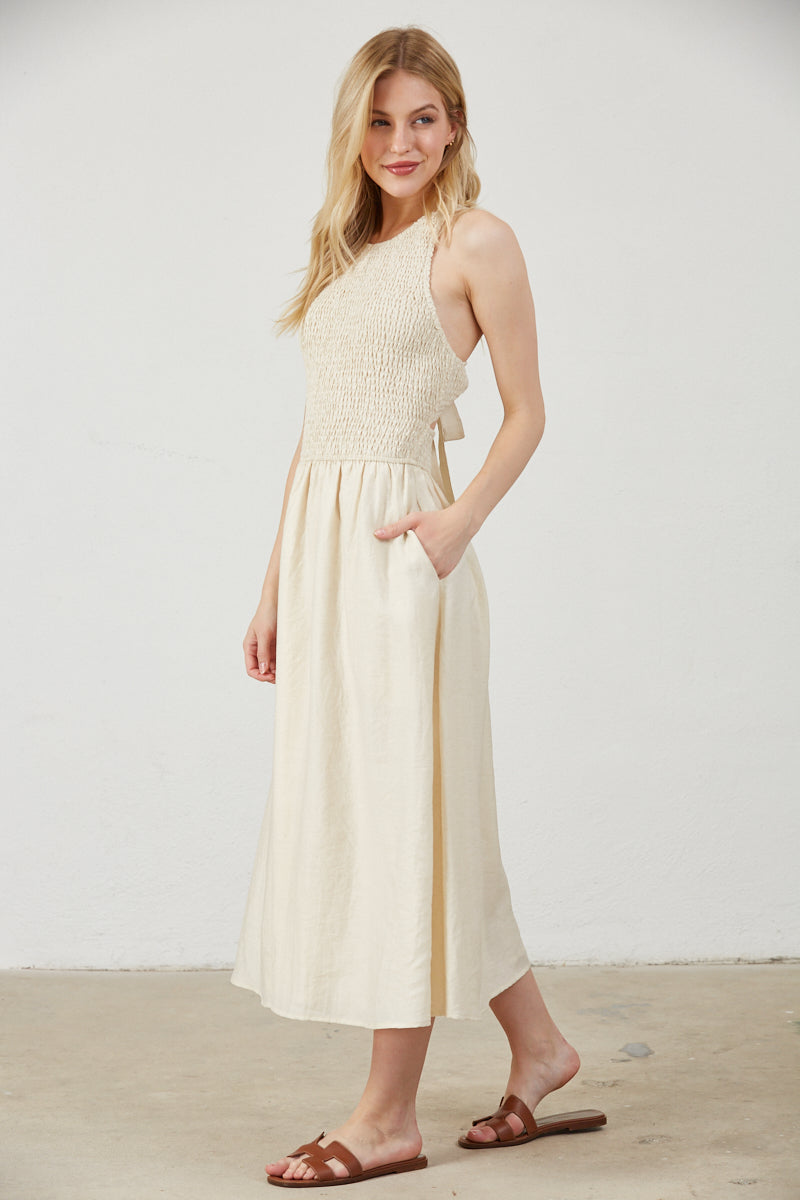 SMOCKED TOP SIDE POCKETS MIDI DRESS