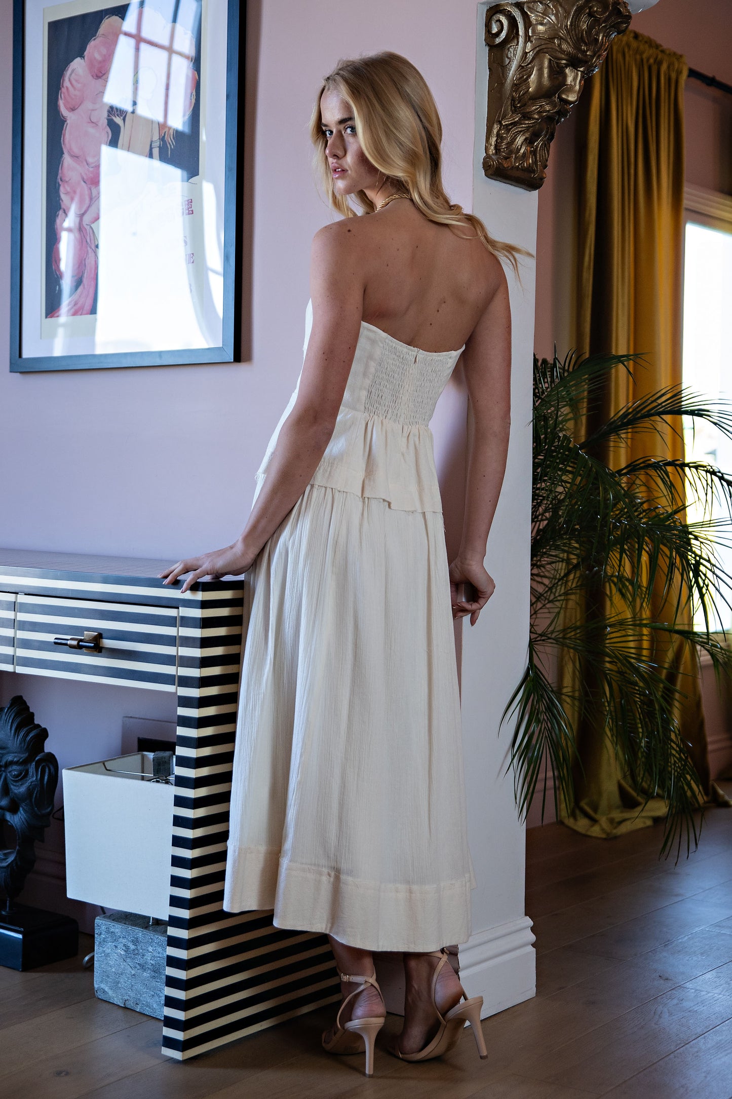 STRAPLESS BUSTIER STYLE MIDI DRESS