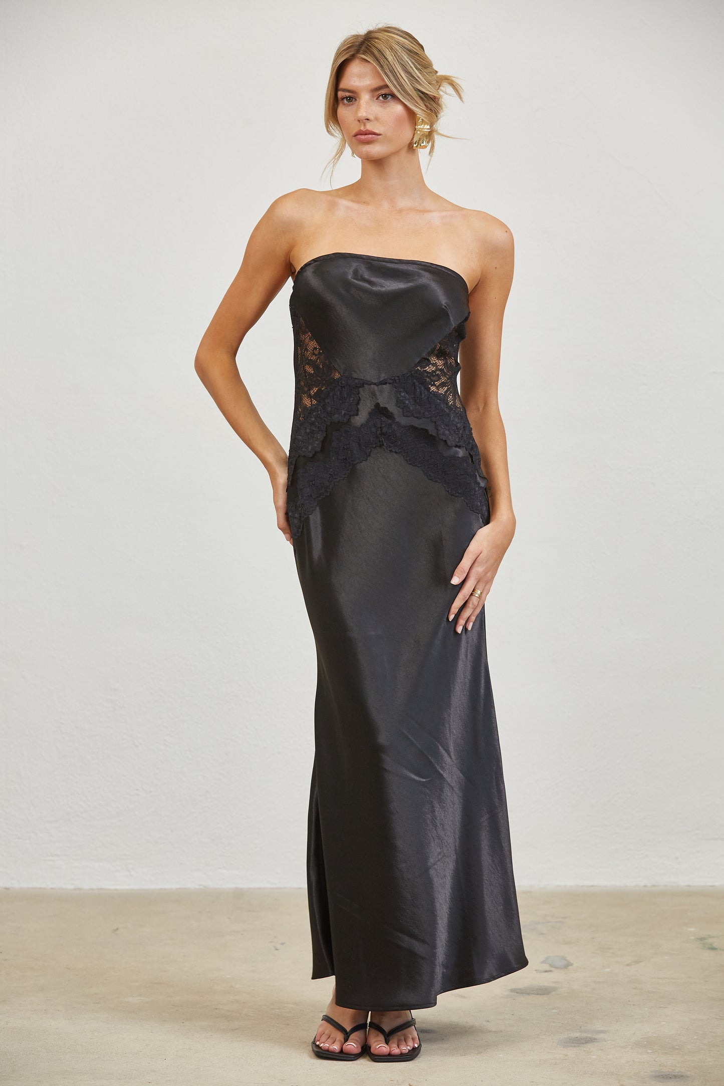 LACE CORSET STRAPLESS SATIN MAXI DRESS