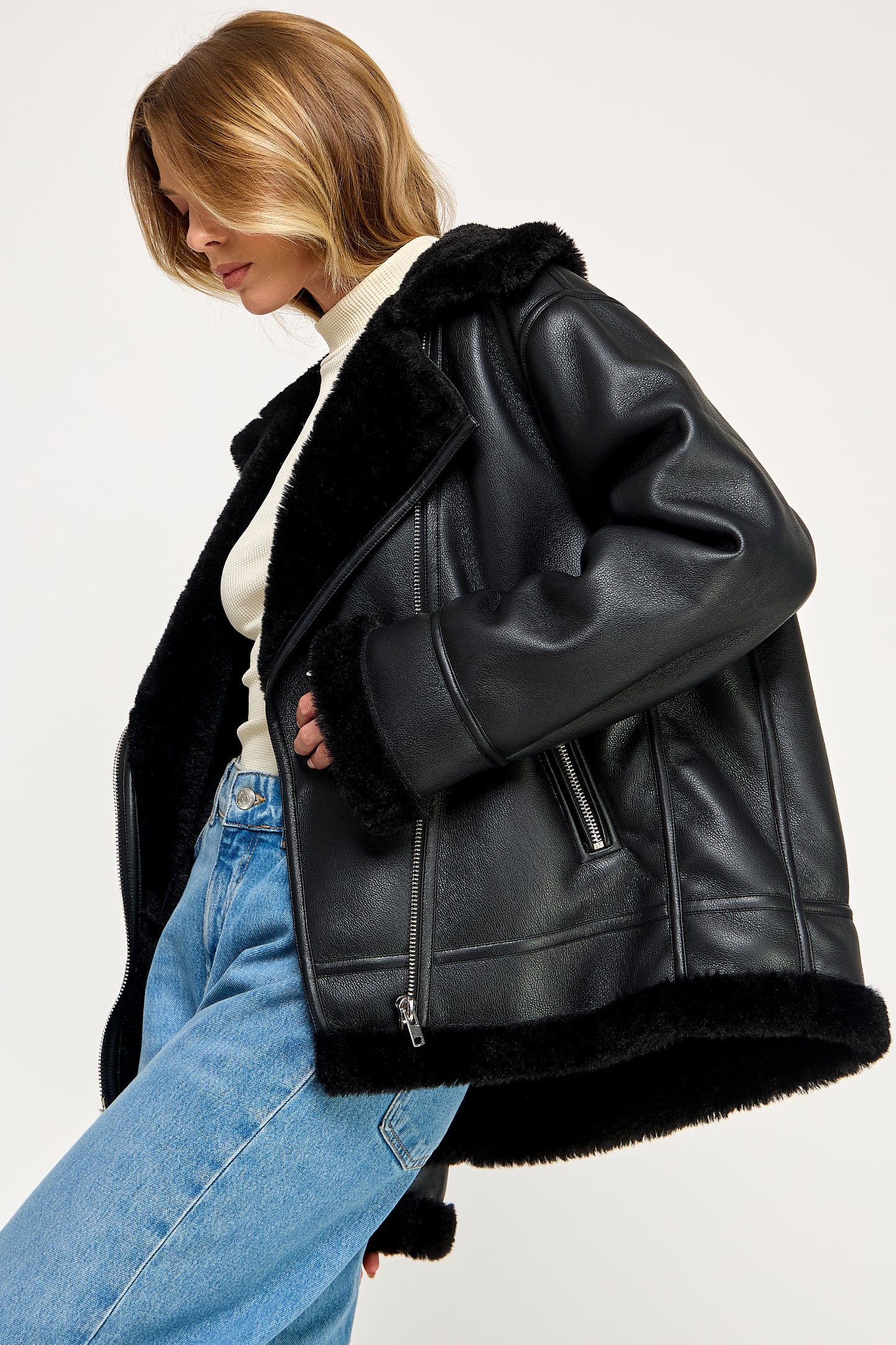 OVERSIZED PILOT JACKET