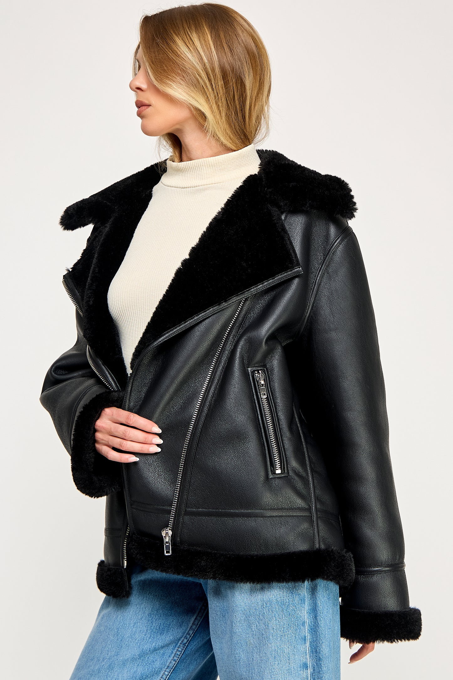 OVERSIZED PILOT JACKET