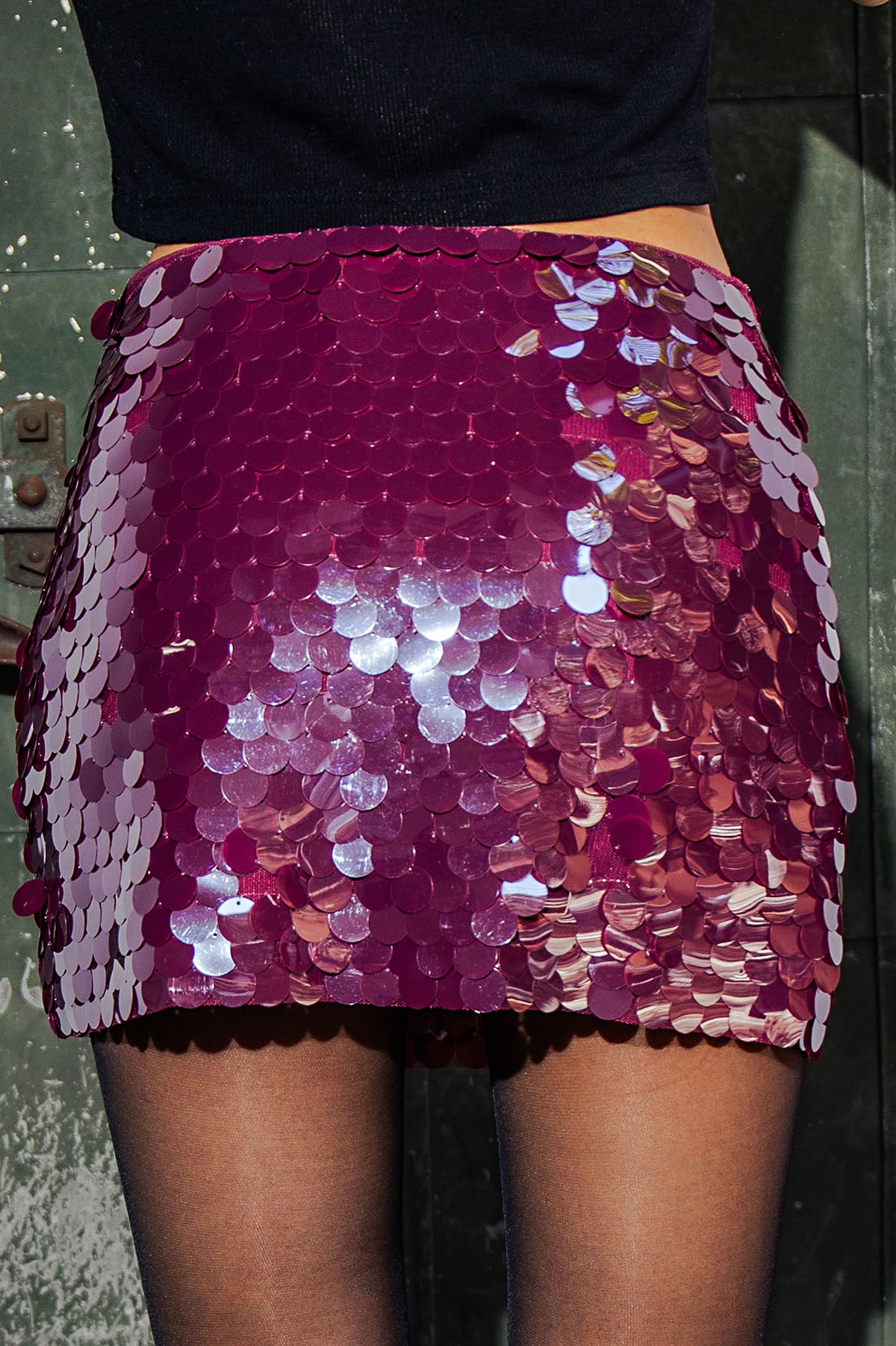 STATEMENT SEQUIN MINI SKIRT