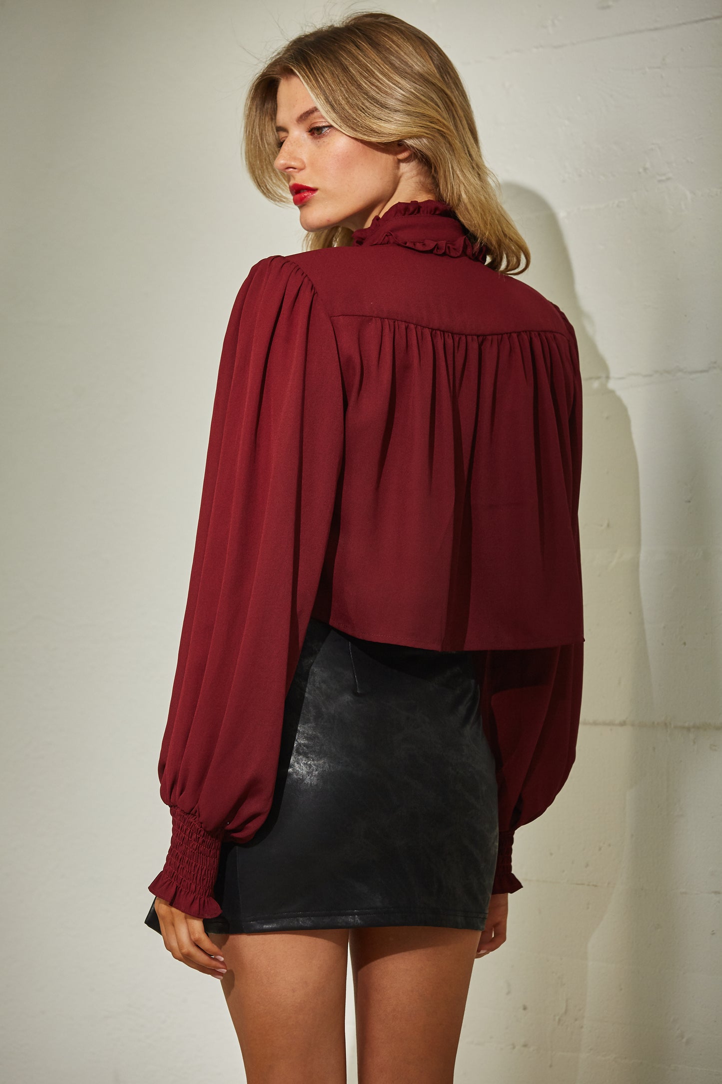 CHIFFON RUFFLE NECK LONG SLEEVE BLOUSE