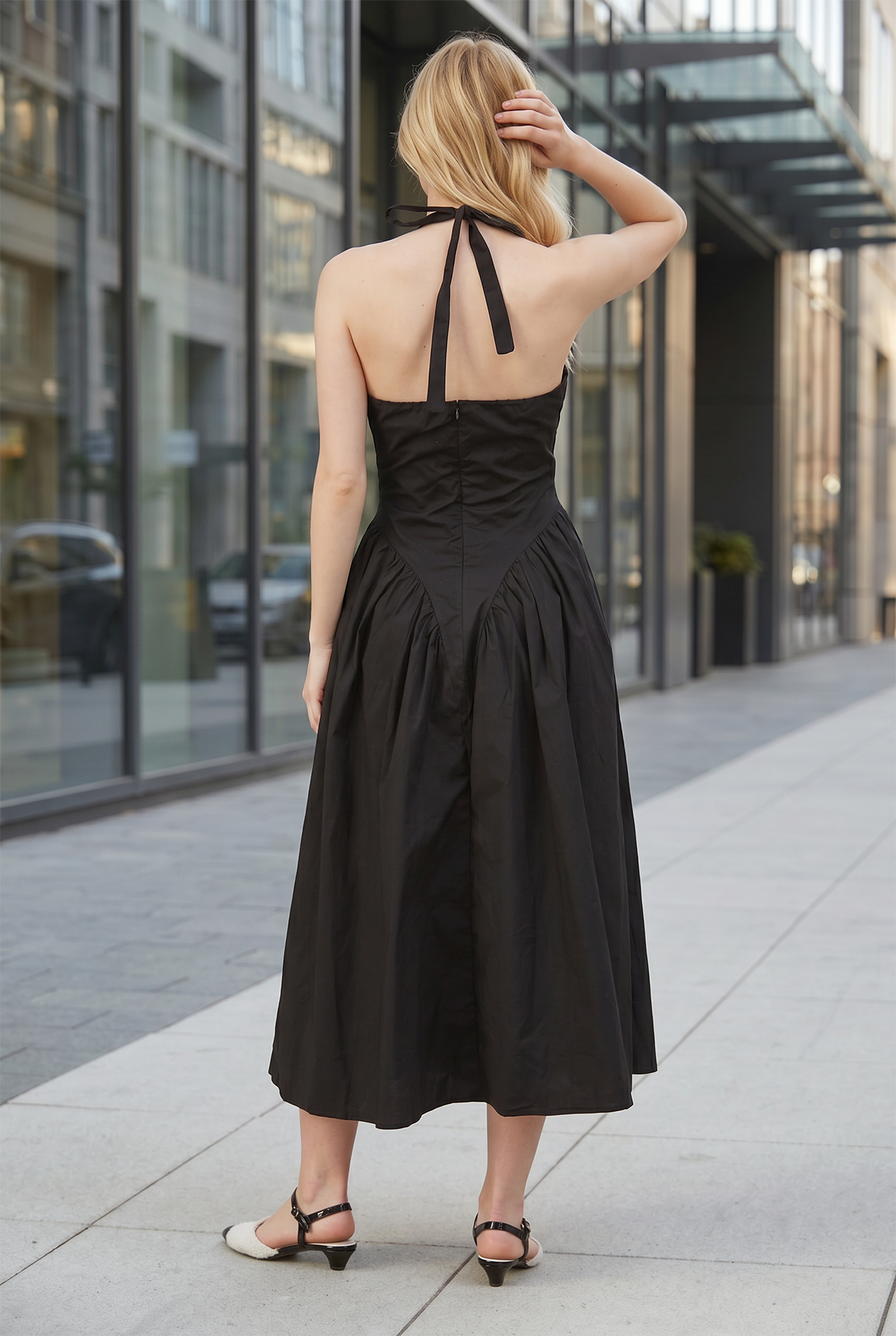 TULLE HALTER NECK MAXI DRESS WITH POCKET - BLACK